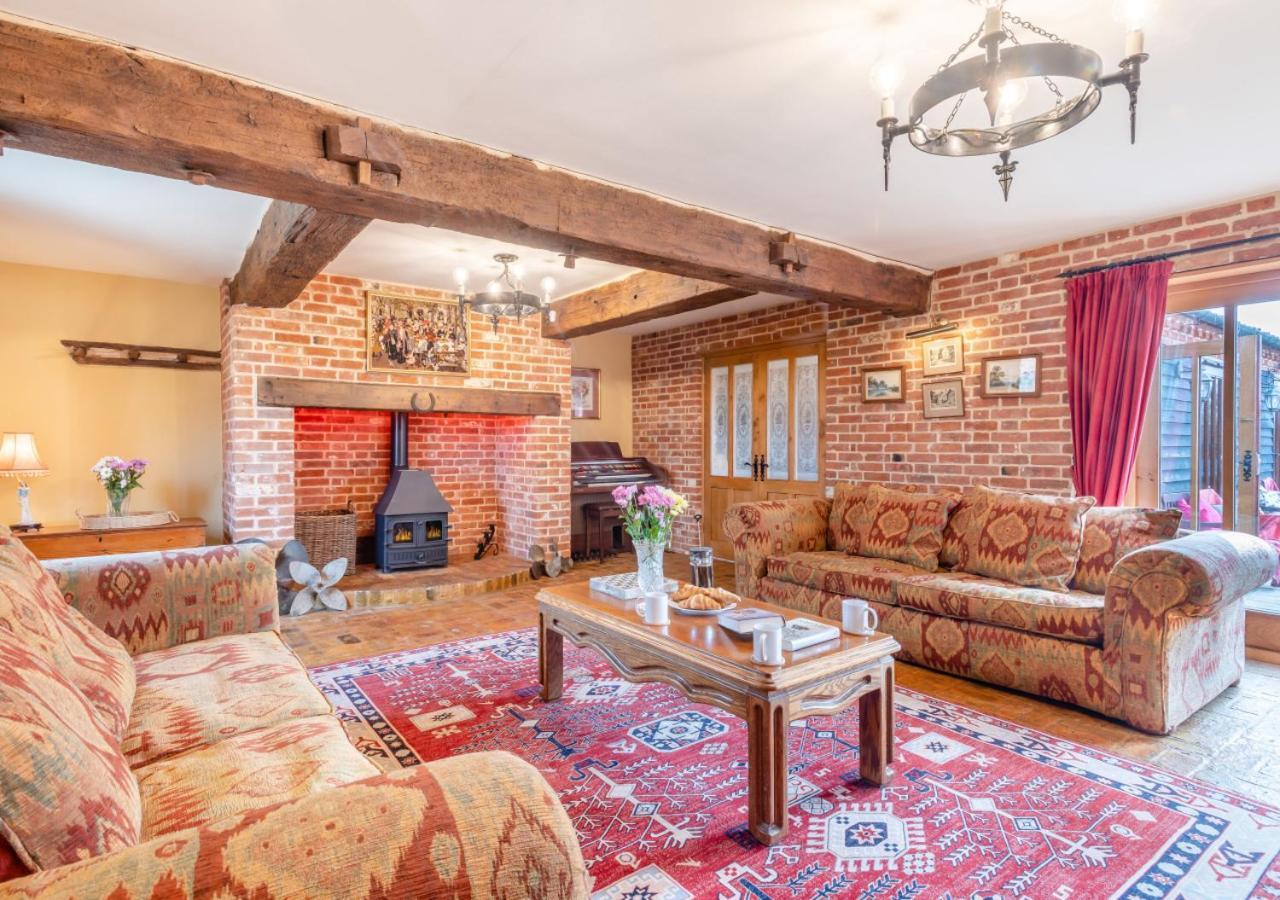 Вілла Elms Barn Wangford Екстер'єр фото